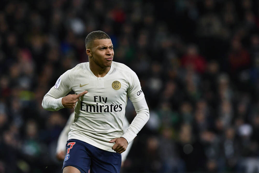 卧安机器人：香港公开发售获254.5倍认购 每股发售价73.8港元